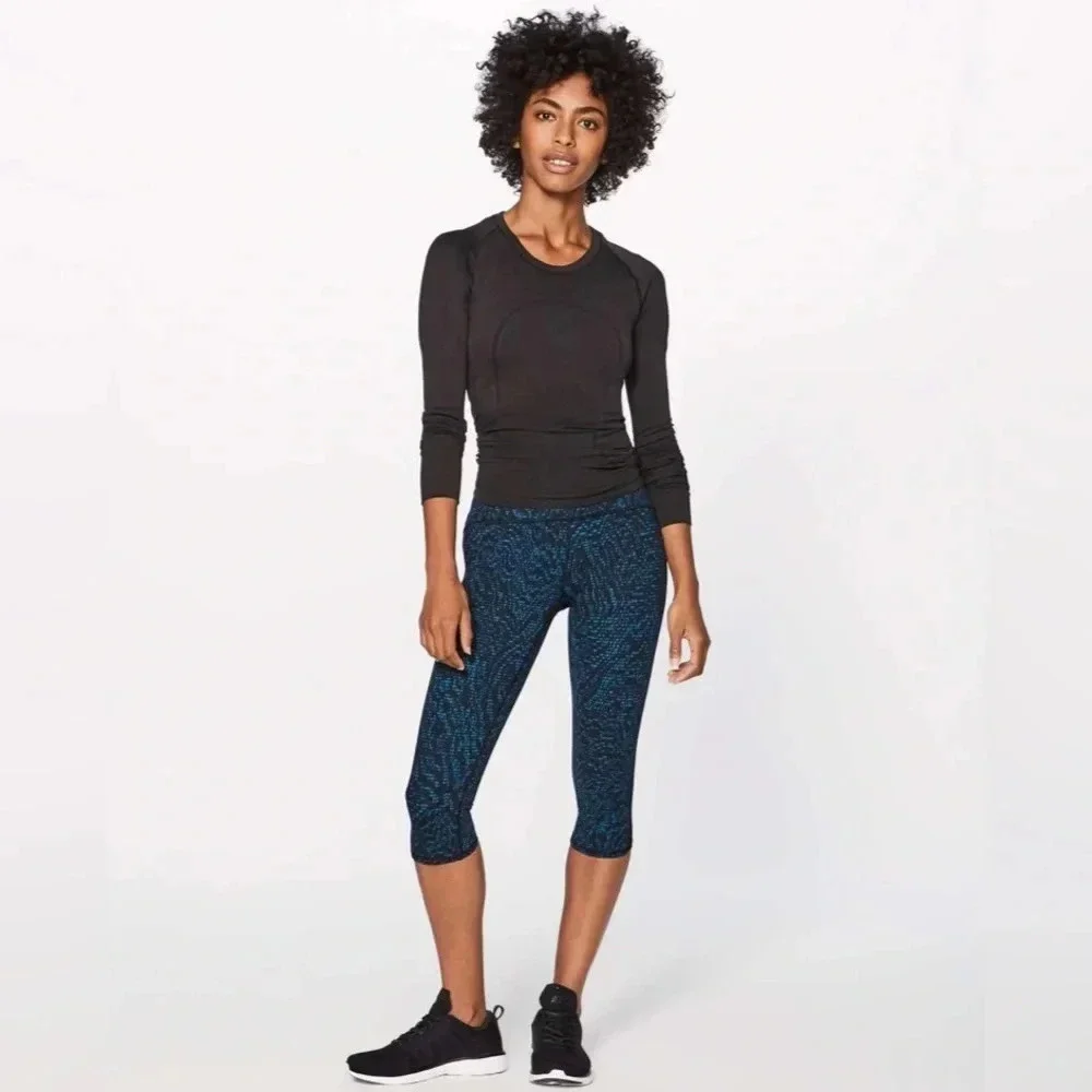 Lululemon Train Times Crop Size 6